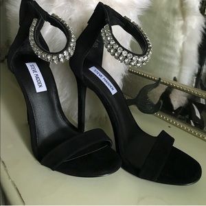 Brand new gorgeous Steve Madden heels